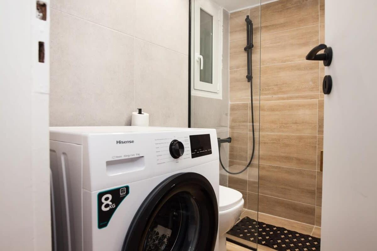 Contemporary Stylish Apartment Located Near Metaxourgeio Area Αθήνα Εξωτερικό φωτογραφία